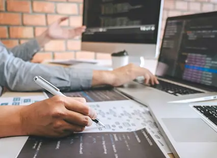 Food delivery data analysis software for tracking performance and insights